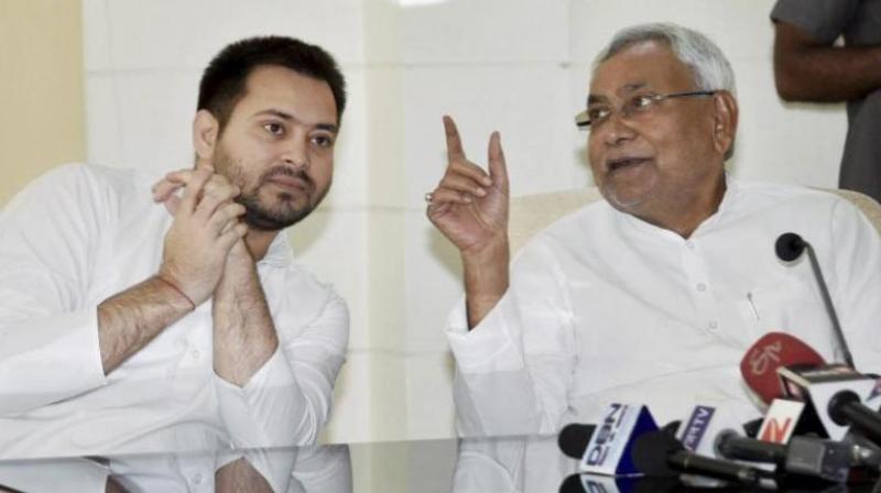 Nitish and Tejashwi to hold press conference immediately, all MLAs to gather at Nitish’s house