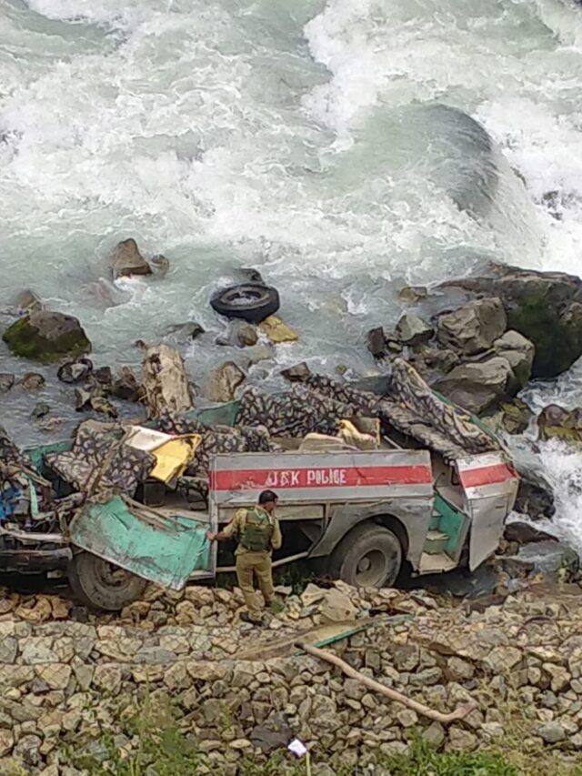 ITBP bus crashes on riverbed in Kashmir’s Pahalgam, six jawans killed