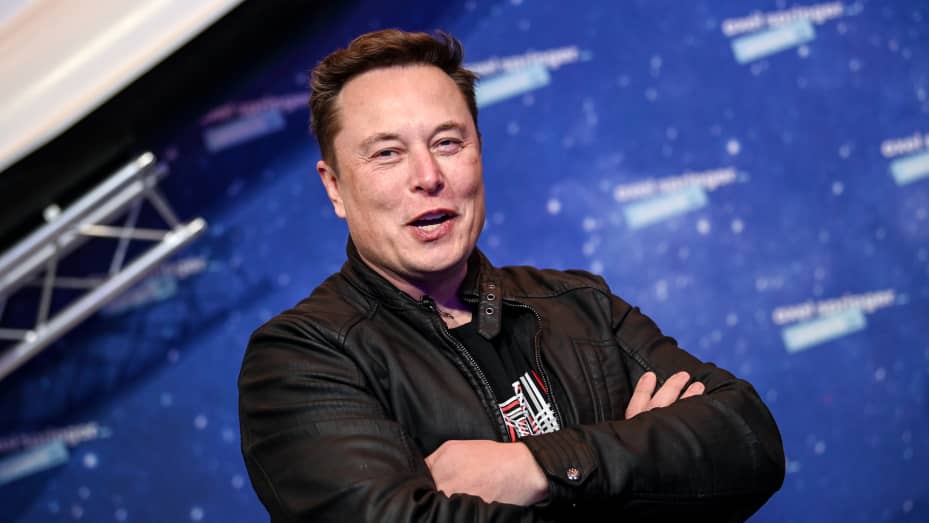 Elon Musk reportedly likely to lay off 75 % of its staff after buying Twitter: Report