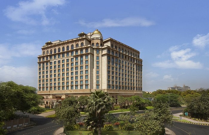 Man claiming close to UAE’s royal family,  runs away from Delhi’s Leela Palace Hotel without settling dues of over 23 lakhs